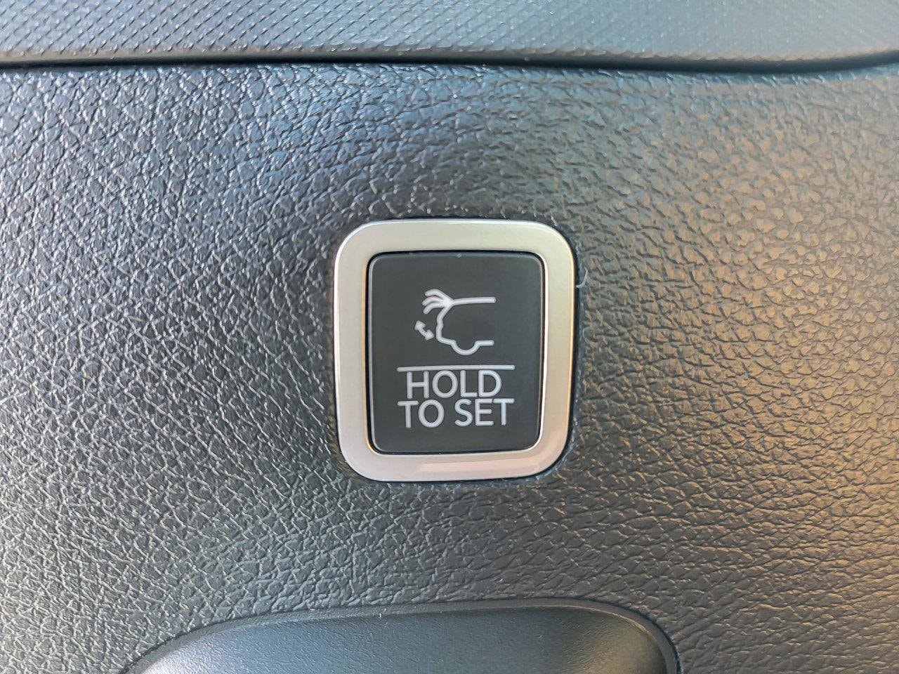 2023 JEEP GRAND WAGONEER - Image 30