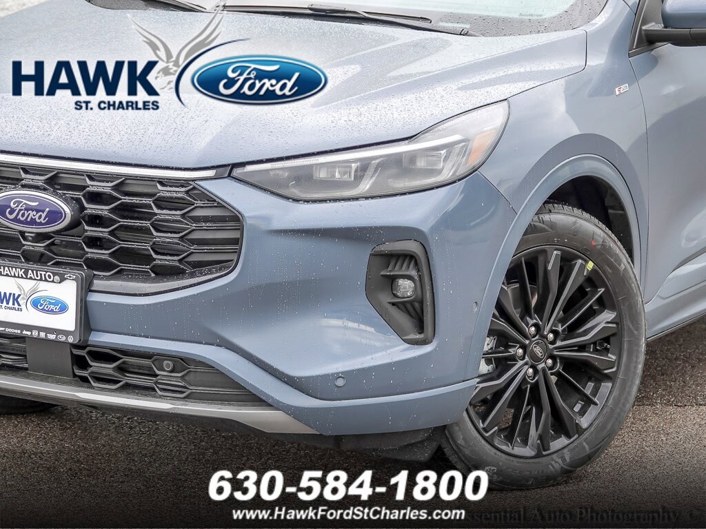 2024 Ford Escape ST-Line Elite photo 3