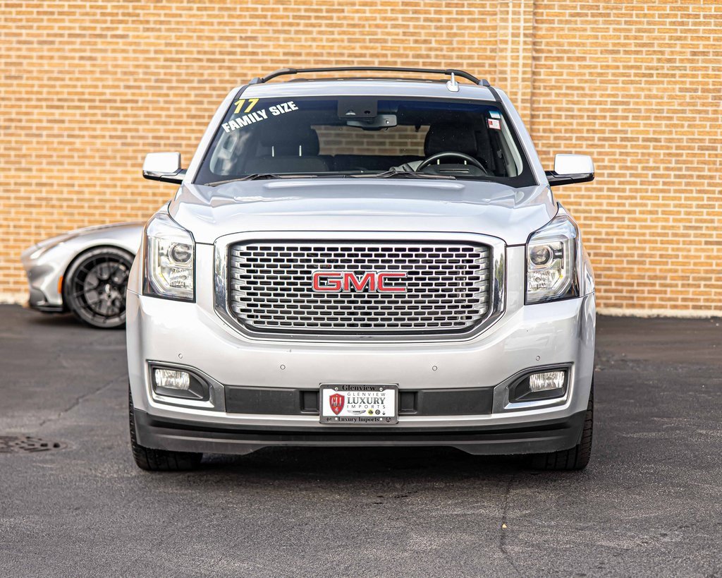 2017 Gmc Yukon Denali photo 2