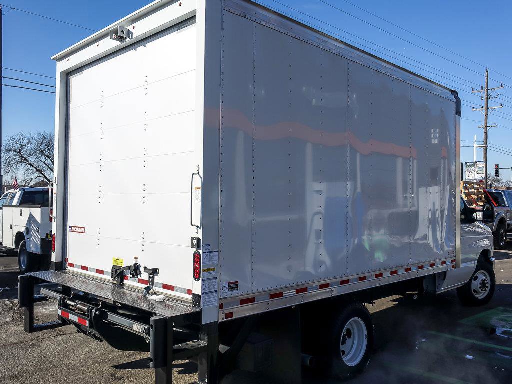 2024 FORD E-350 - Image 10