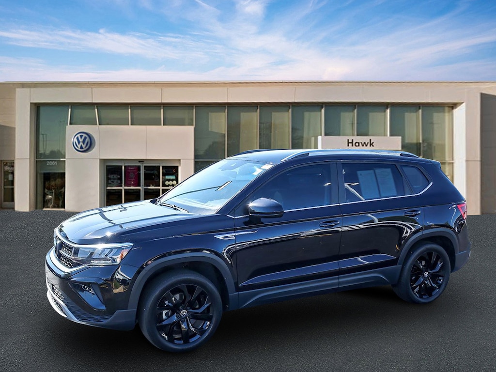 Used 2023 Volkswagen Taos SE SE 4MOTION *Ltd Avail*