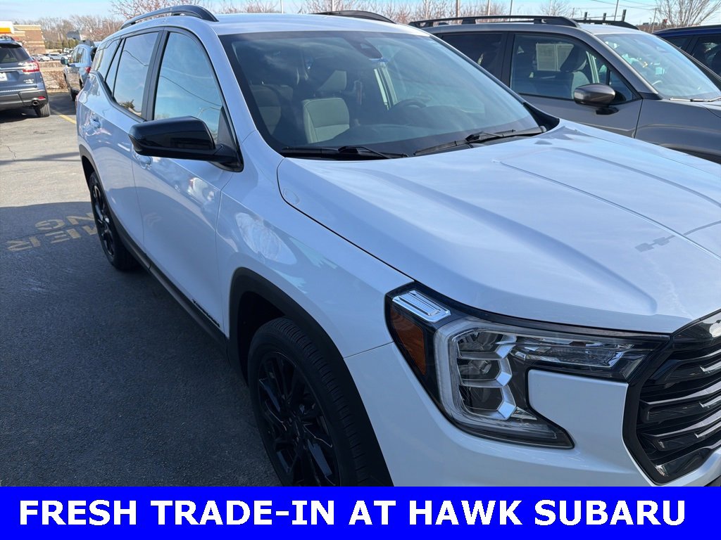 2023 GMC TERRAIN - Image 9