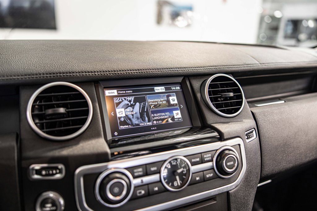 2016 LAND ROVER LR4 - Image 30