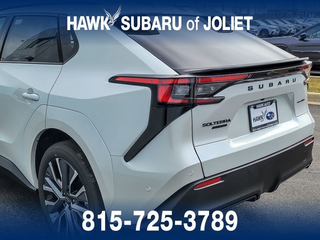 View vehicle photo 6