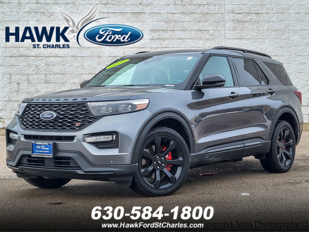 2022 Ford Explorer ST's photo