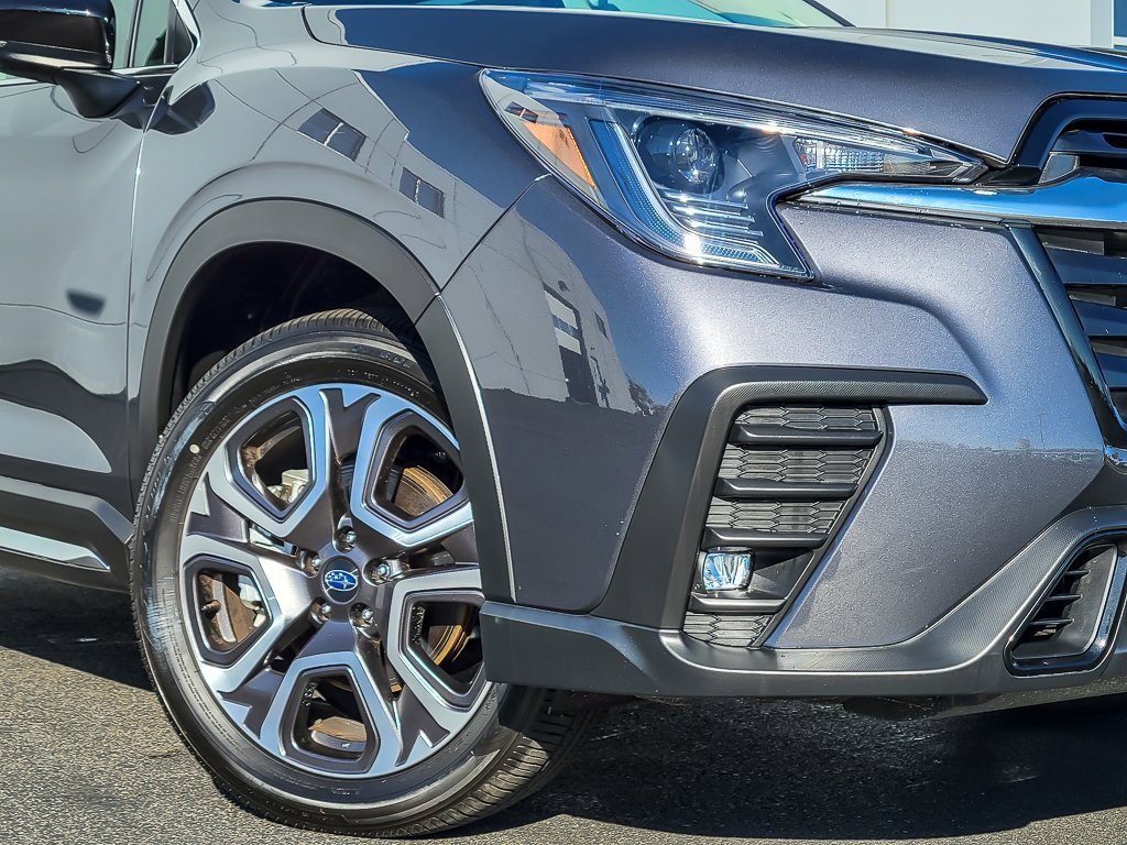 2025 Subaru Ascent Limited photo 2