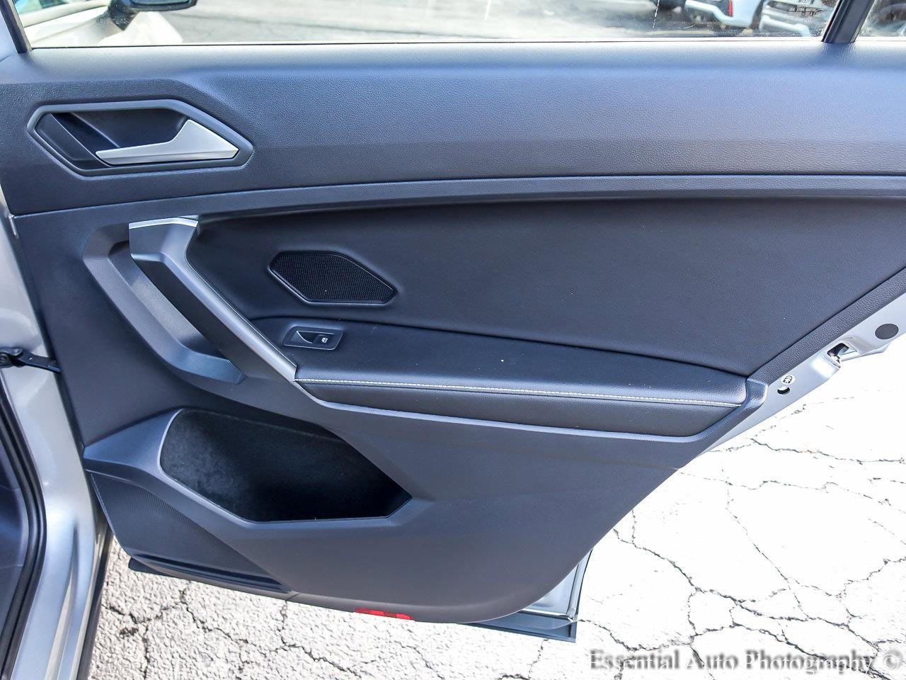 2023 VOLKSWAGEN TIGUAN - Image 21