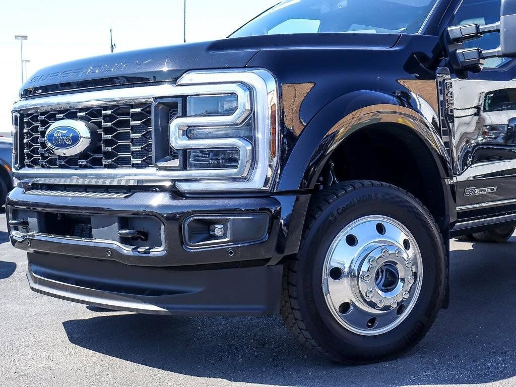 Used 2025 Ford Super Duty F-450 DRW Platinum Platinum 4WD Crew Cab 8 Box