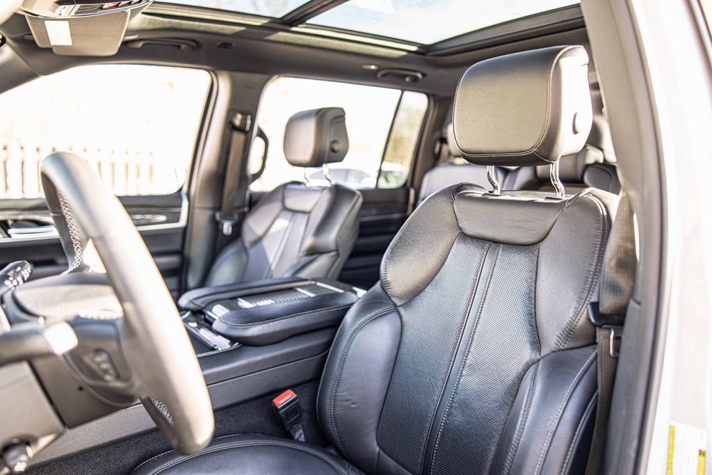 2022 JEEP WAGONEER - Image 17