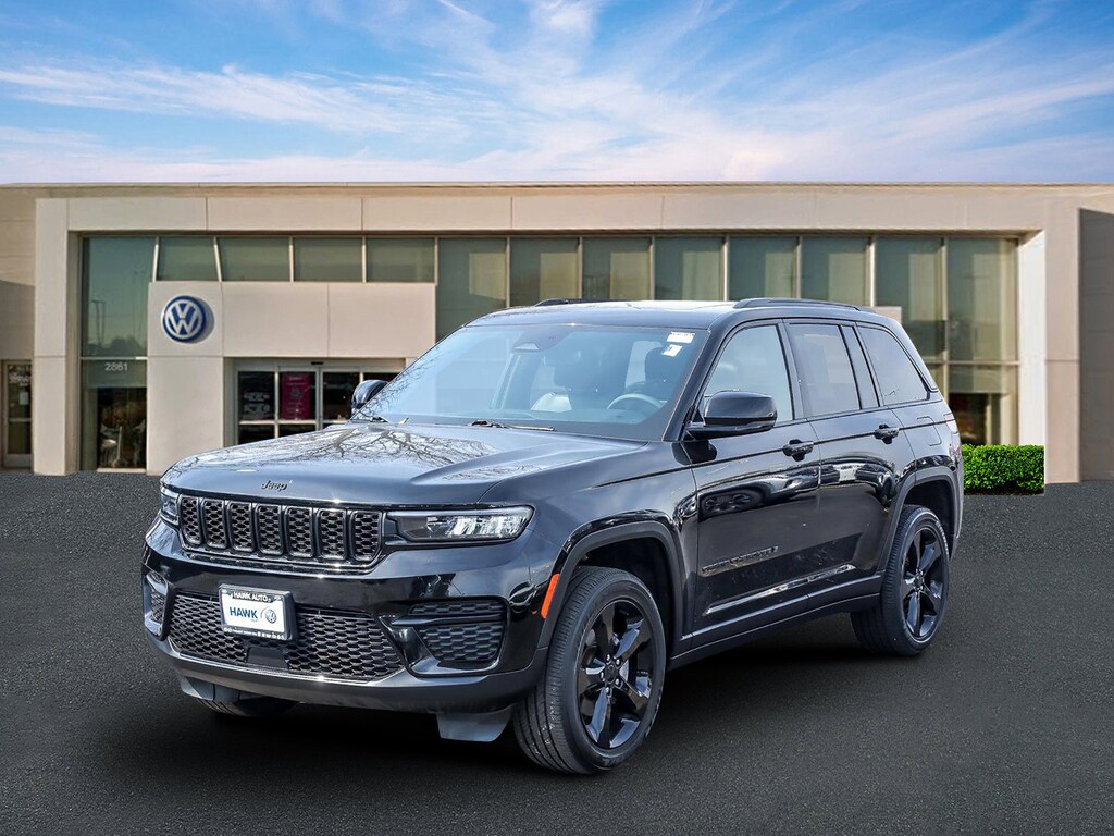 Used 2023 Jeep Grand Cherokee Altitude Altitude 4x4