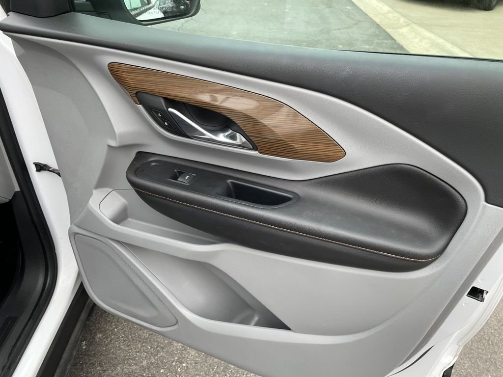 2020 GMC TERRAIN - Image 9