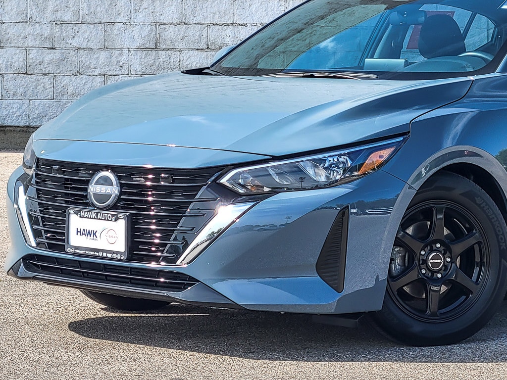 Used 2025 Nissan Sentra SV SV CVT