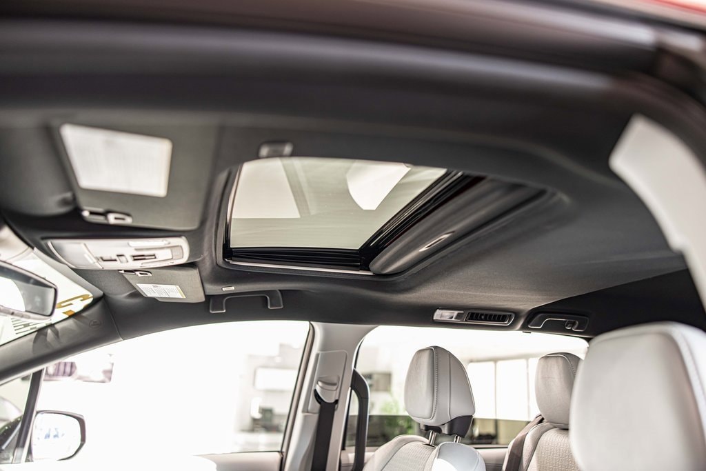 2025 TOYOTA SIENNA - Image 19