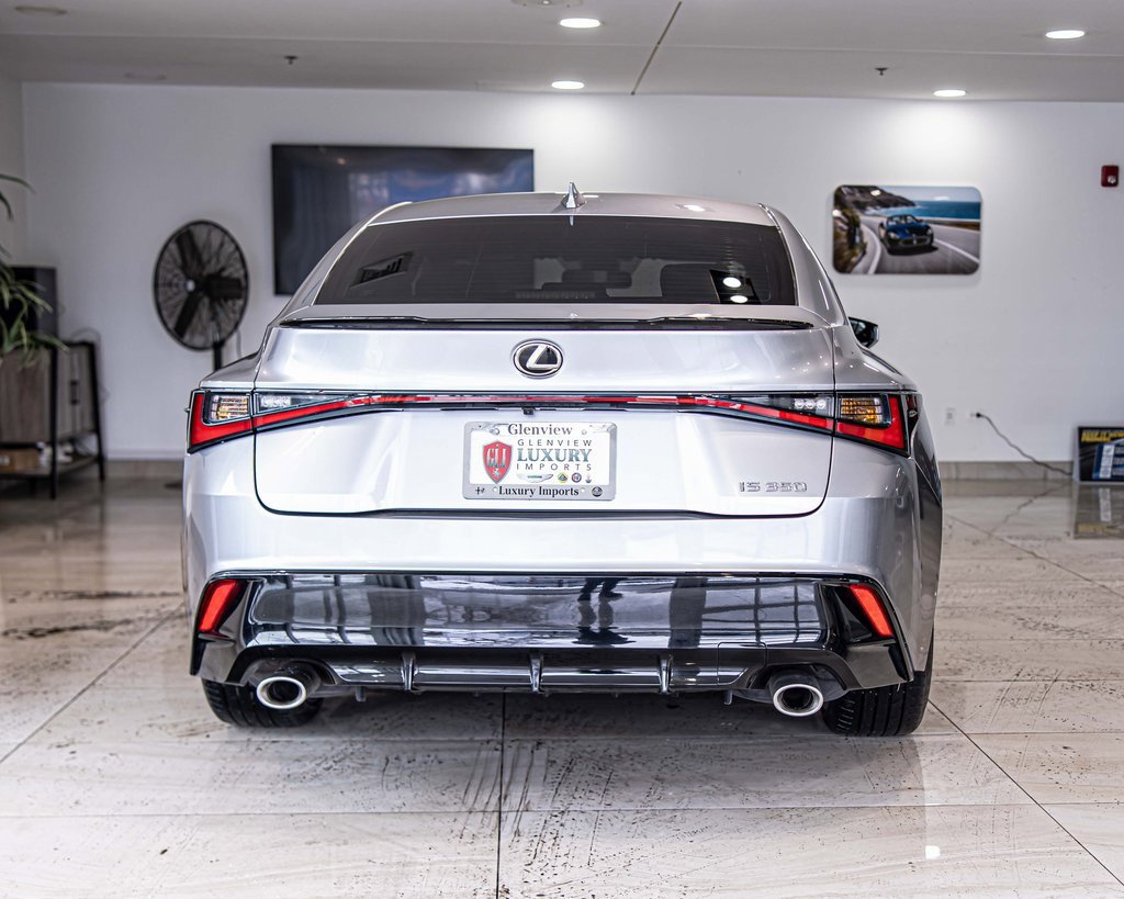 2024 LEXUS IS - Image 13