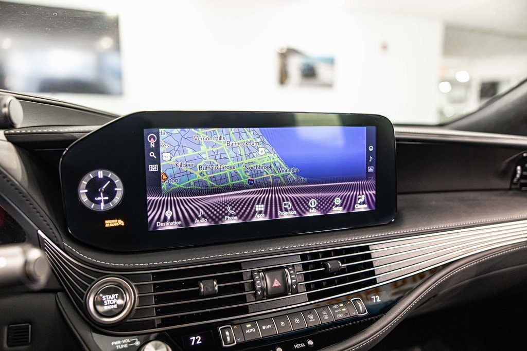 2022 LEXUS LS - Image 27