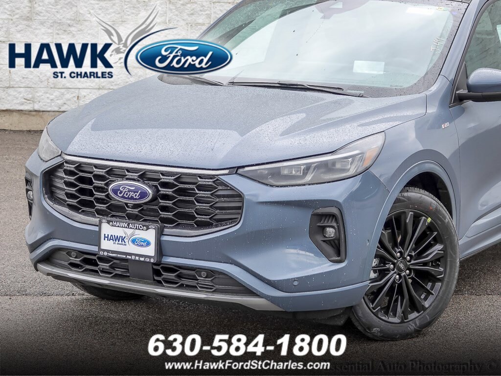 2024 Ford Escape ST-Line Elite photo 2