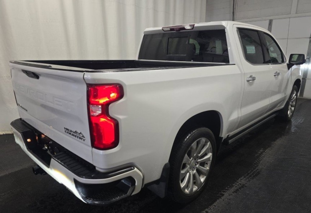 Used 2020 Chevrolet Silverado 1500 High Country 4WD Crew Cab 147 High Country
