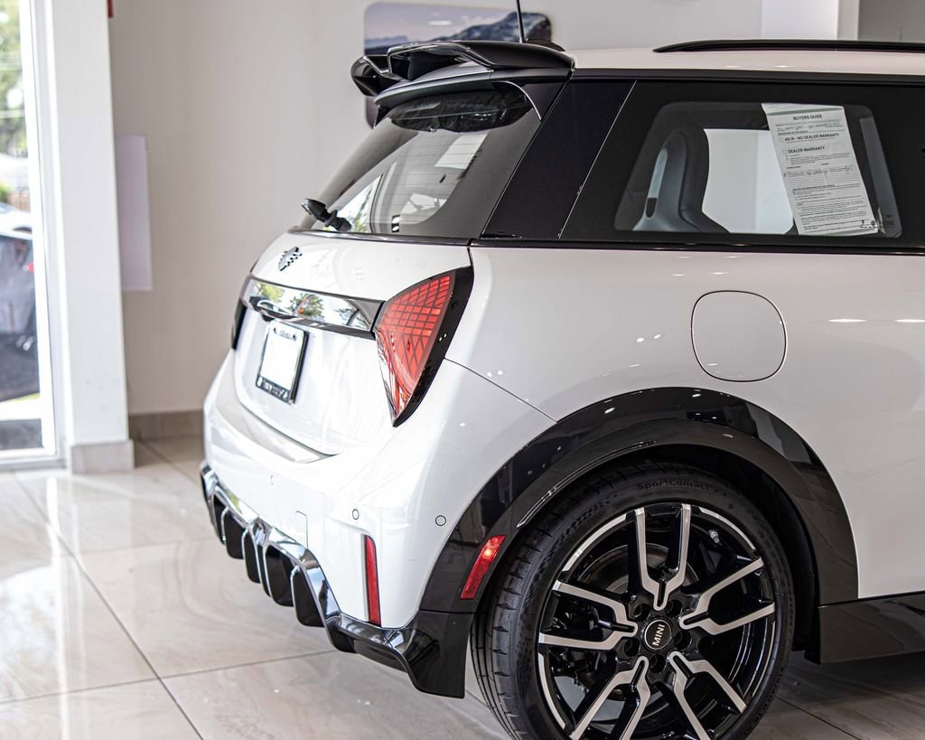 2026 MINI Hardtop 2 Door S - Photo 12