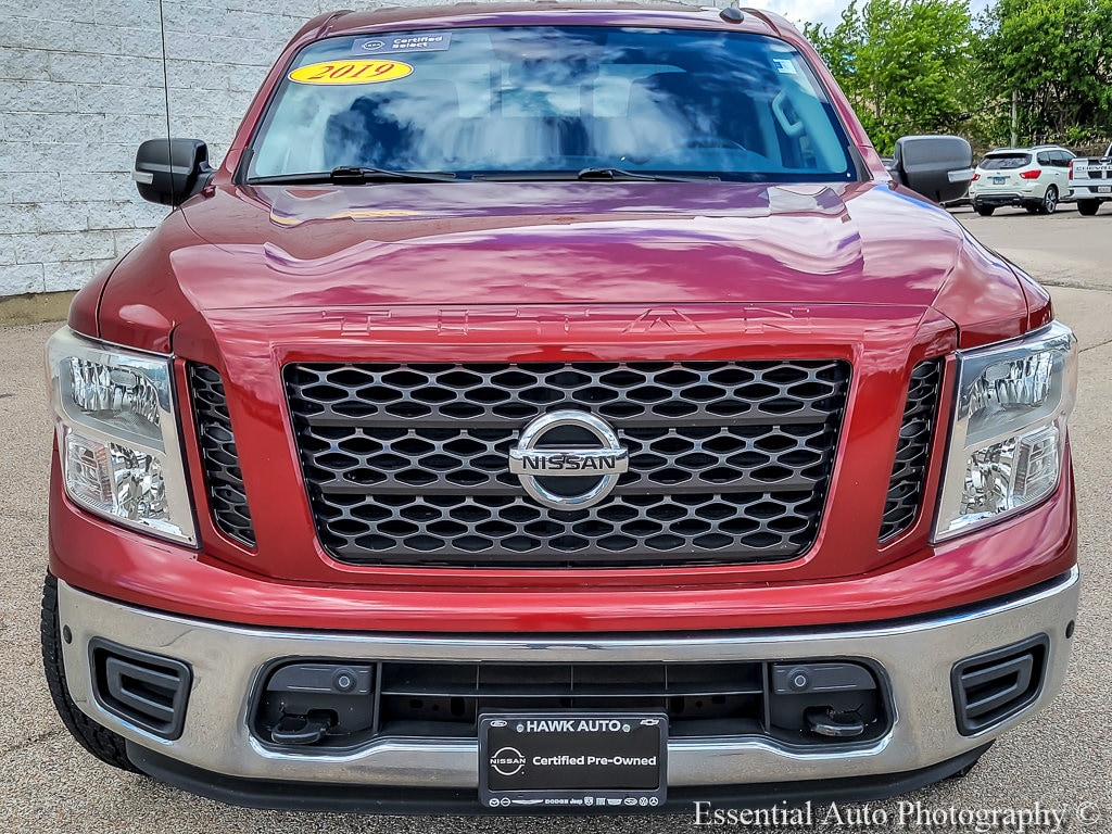 Used 2019 Nissan Titan SV 4x4 Crew Cab SV