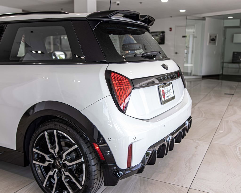 2026 MINI Hardtop 2 Door S - Photo 14