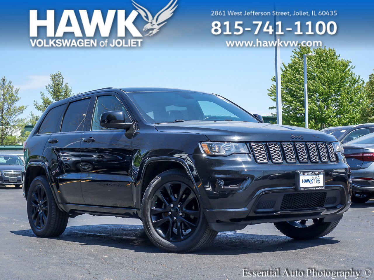 2017 Jeep Grand Cherokee Altitude 4WD's photo