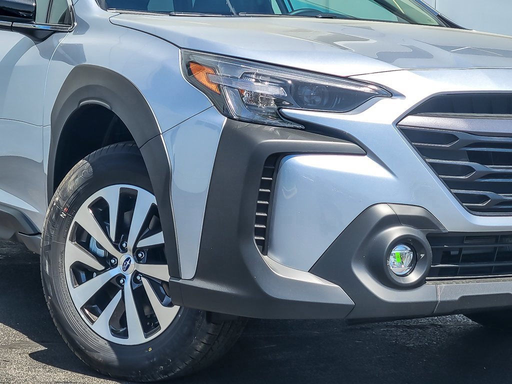 2025 Subaru Outback Premium photo 3