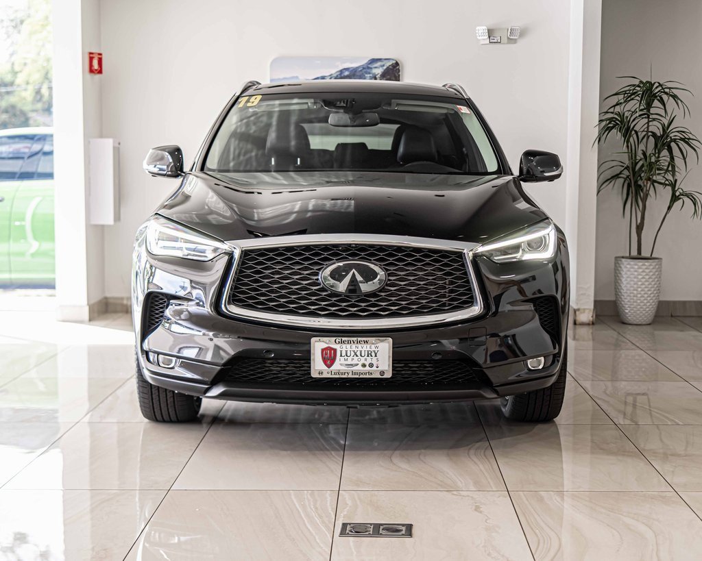 2019 Infiniti QX50 PURE AWD photo 2