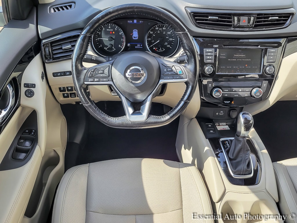 2021 NISSAN ROGUE SPORT - Image 11