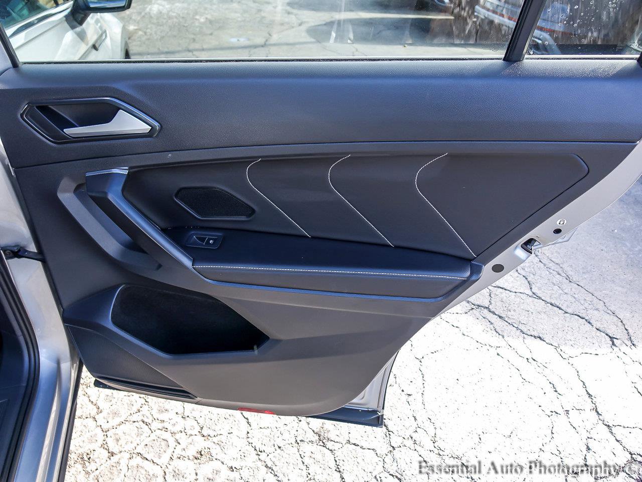 2022 VOLKSWAGEN TIGUAN - Image 21