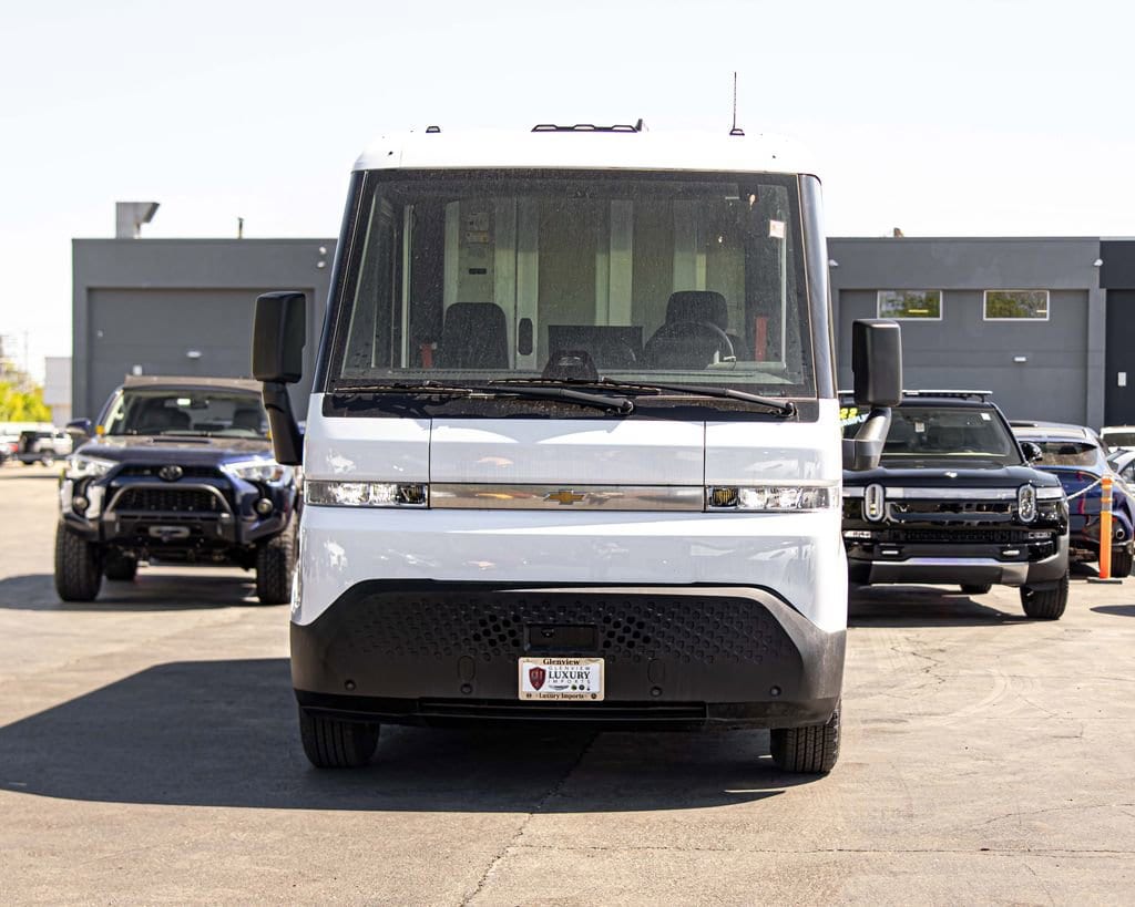Used 2025 Chevrolet BrightDrop Base with VIN 2G58J2T65S9106469 for sale in Plainfield, IL
