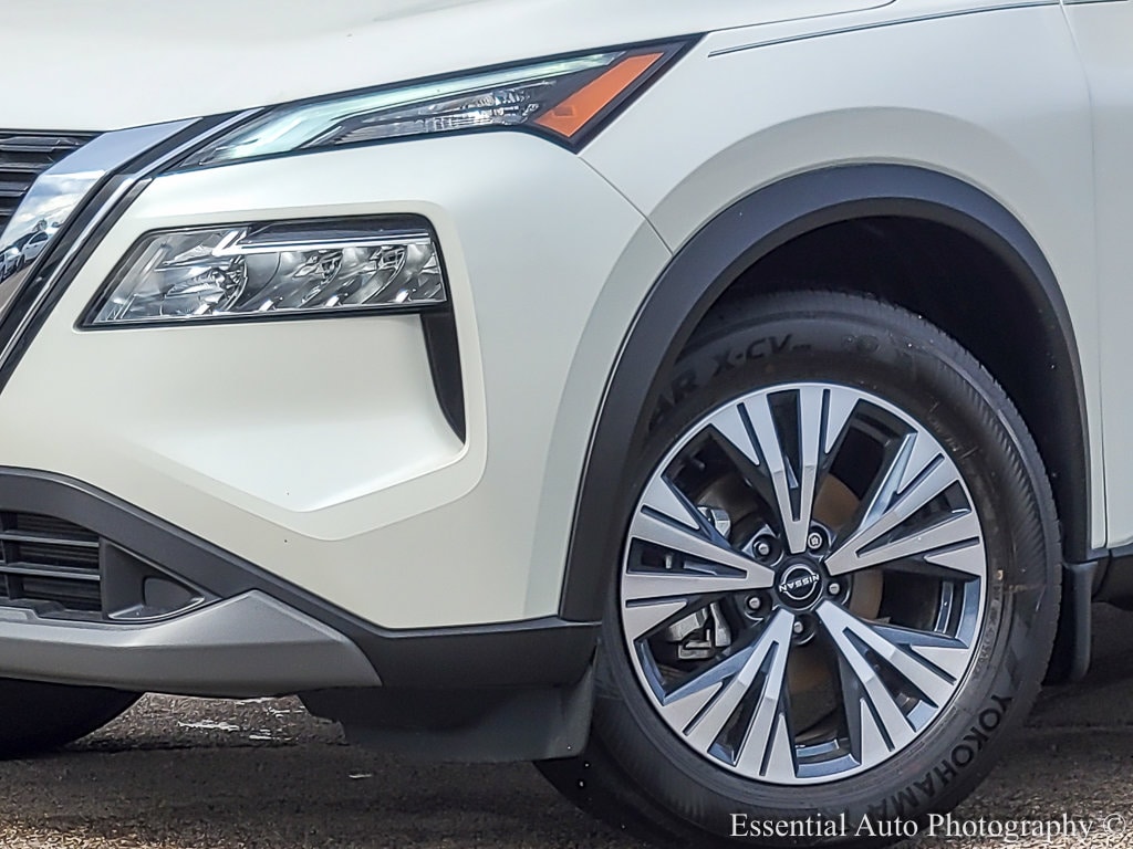 2023 NISSAN ROGUE - Image 3