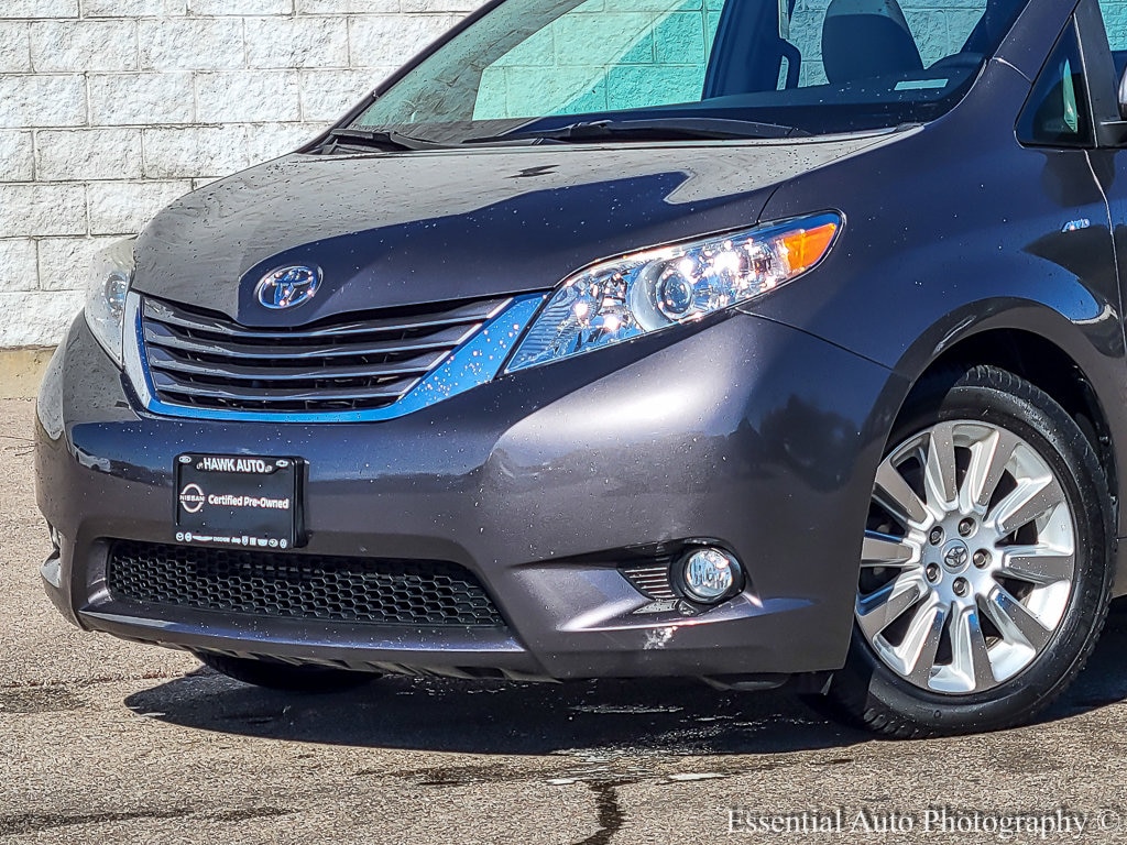 Used 2016 Toyota Sienna XLE Van