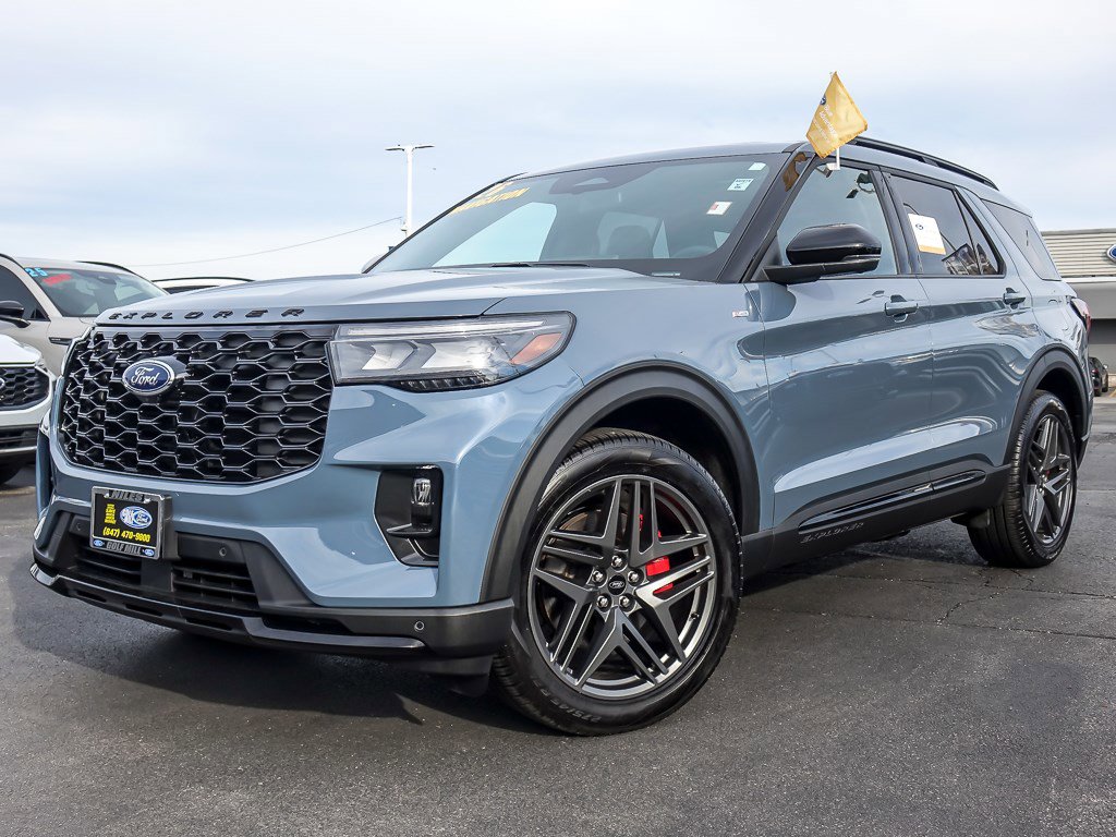 2026 Ford Explorer ST-LINE 4WD's photo