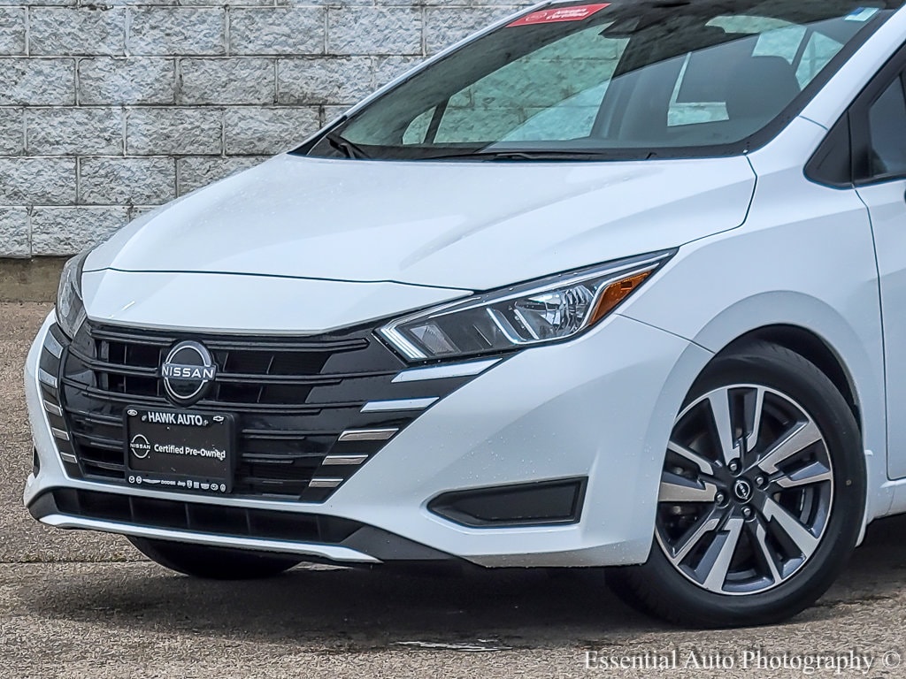 Used 2023 Nissan Versa Sedan S with VIN 3N1CN8DV5PL870586 for sale in Plainfield, IL