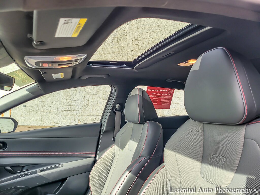 2024 HYUNDAI ELANTRA - Image 9