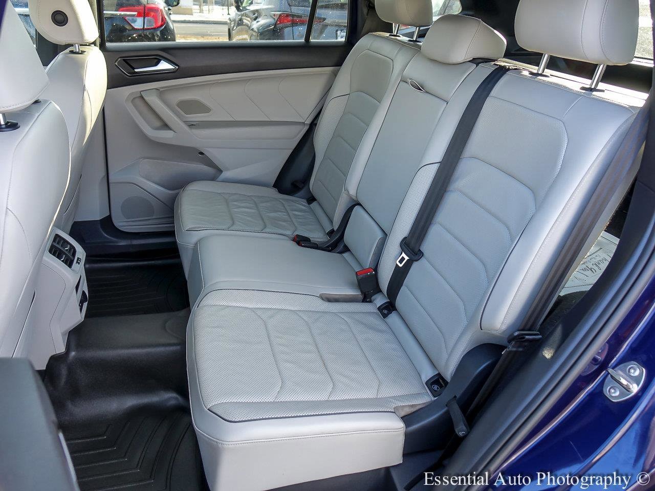 2022 VOLKSWAGEN TIGUAN - Image 10