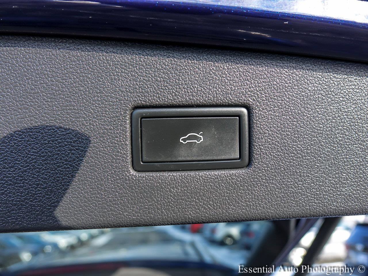 2022 VOLKSWAGEN TIGUAN - Image 23