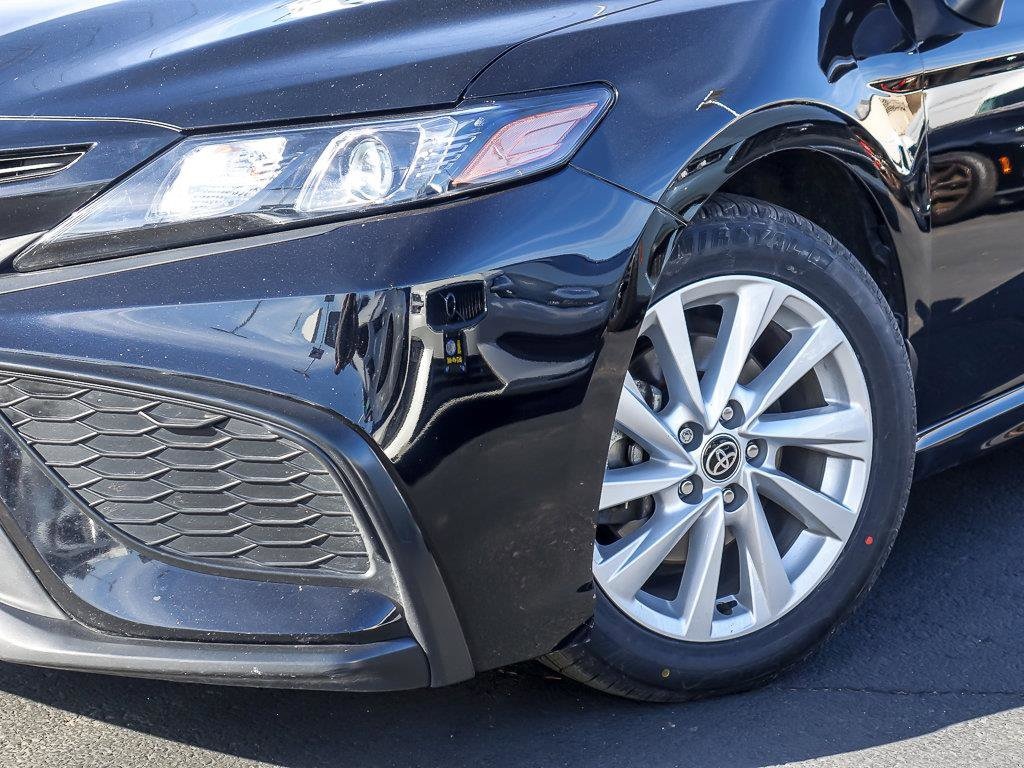 Used 2023 Toyota Camry SE SE Auto