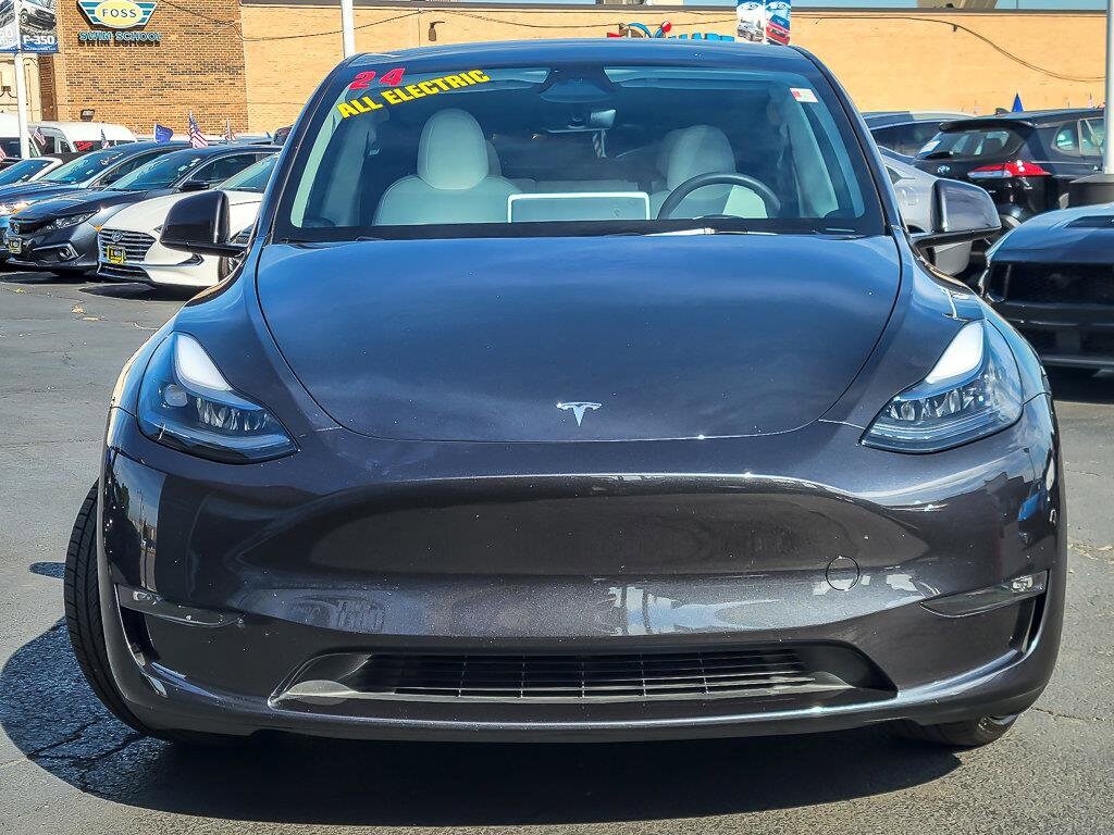 2024 Tesla Model Y Performance photo 4