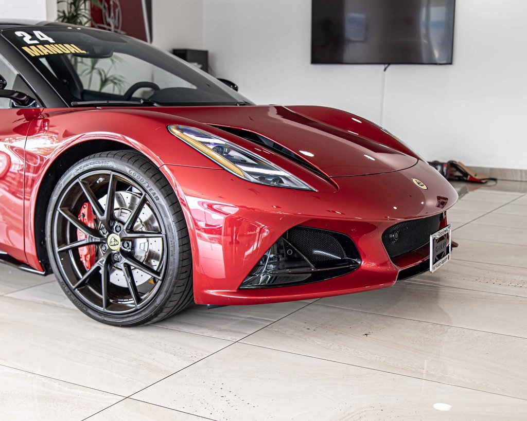 2024 Lotus Emira First Edition photo 3