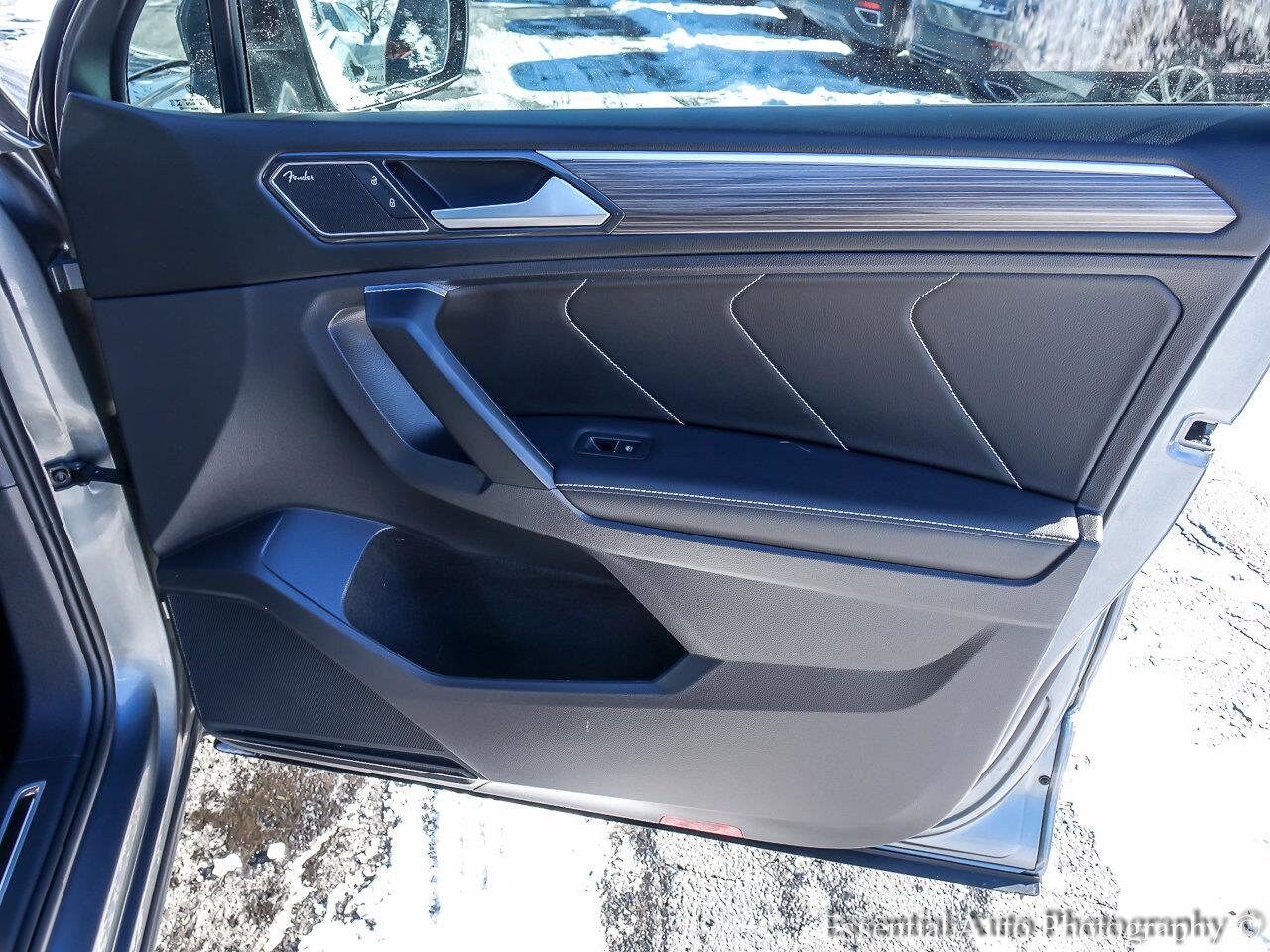 2023 VOLKSWAGEN TIGUAN - Image 25