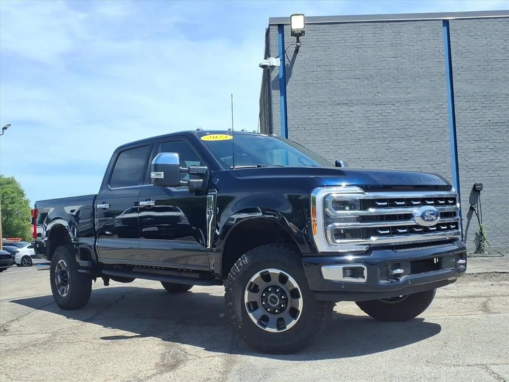 2023 Ford F-250 Platinum 4x4 Crew Cab 8' Box's photo