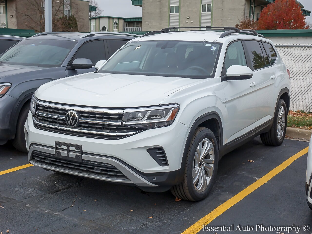 2023 Volkswagen Atlas V6 SE Technology photo 2