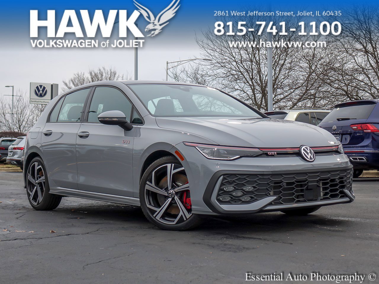 2025 Volkswagen Golf GTI SE's photo