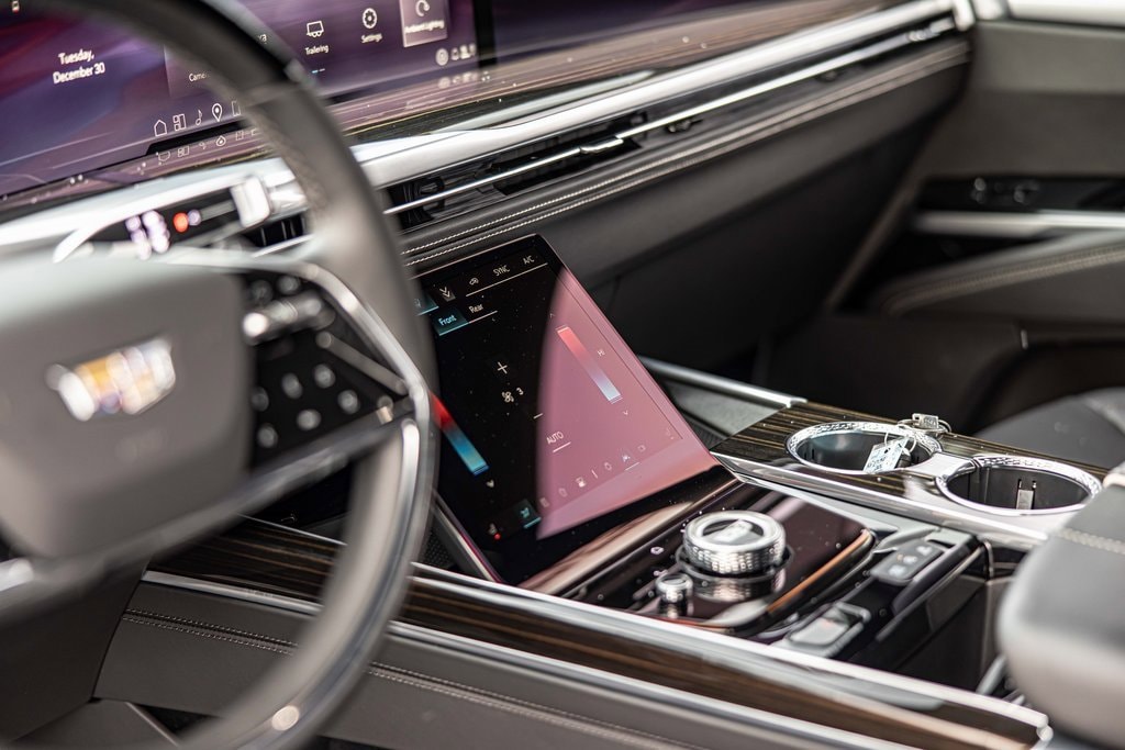 2025 CADILLAC ESCALADE - Image 22