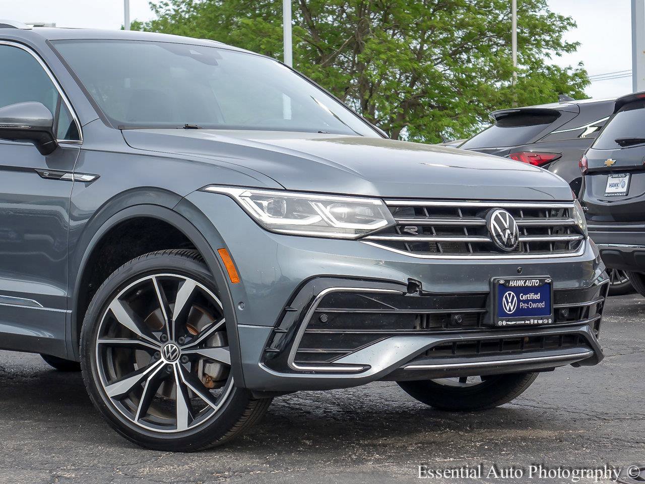 Used 2023 Volkswagen Tiguan SEL R-LINE with VIN 3VV4B7AX8PM020702 for sale in Plainfield, IL
