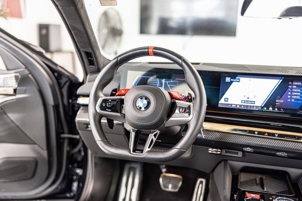 2025 BMW M5 - Image 36