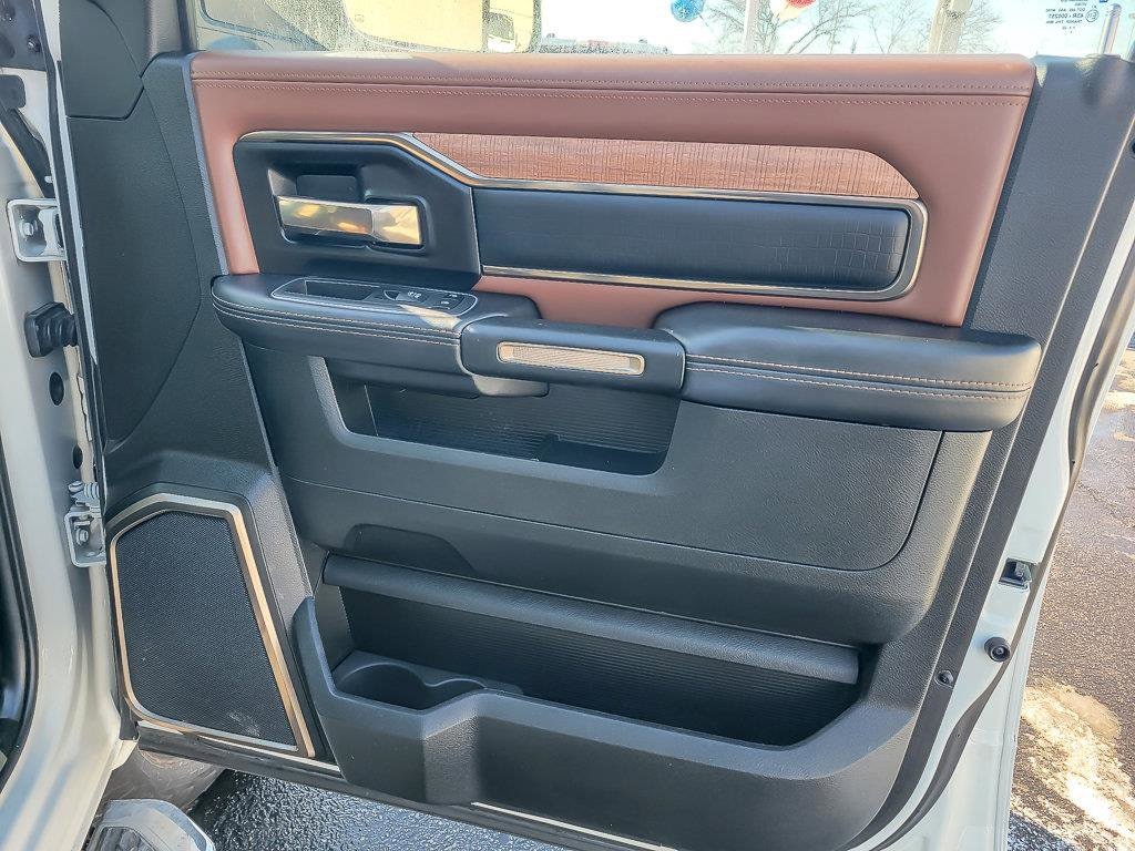 2022 RAM 2500 - Image 28