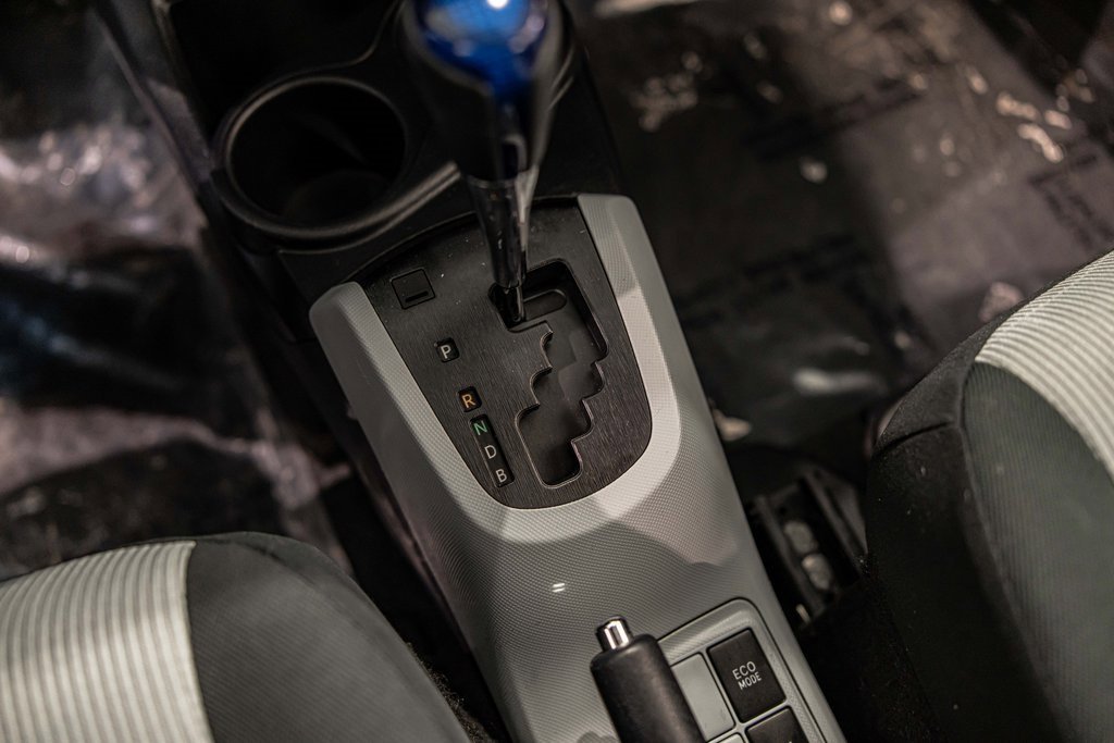 2014 TOYOTA PRIUS C - Image 27