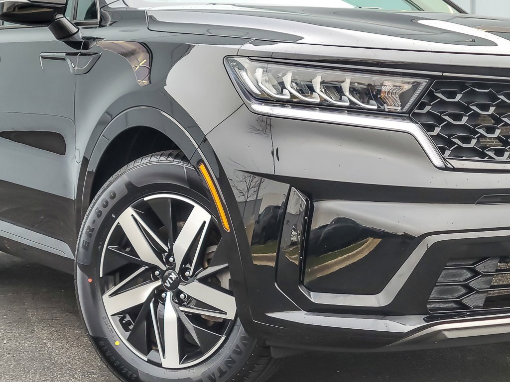 2021 Kia Sorento S photo 3